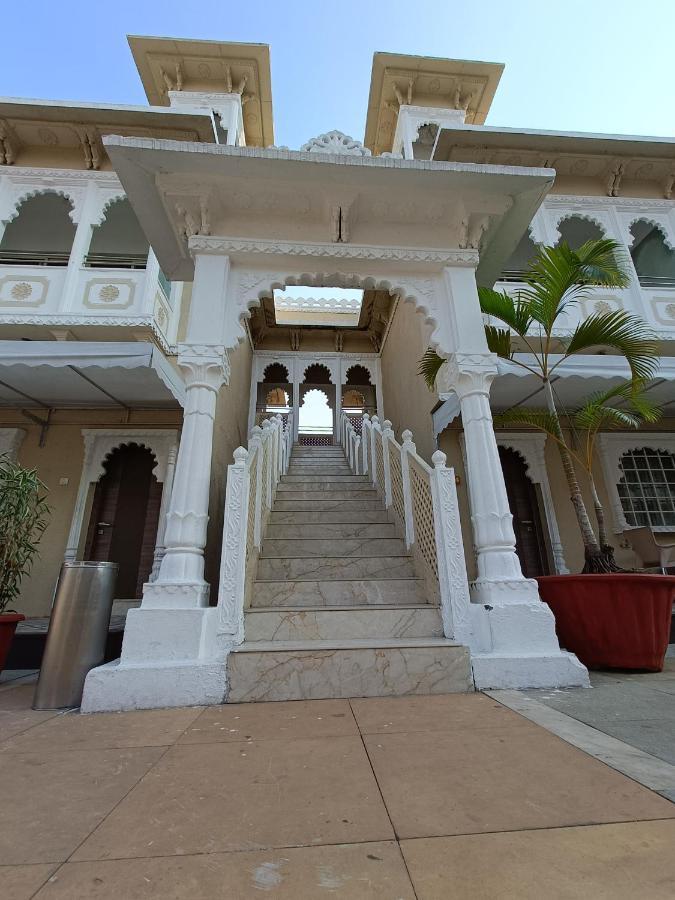 Hotel Gautam لونافالا المظهر الخارجي الصورة
