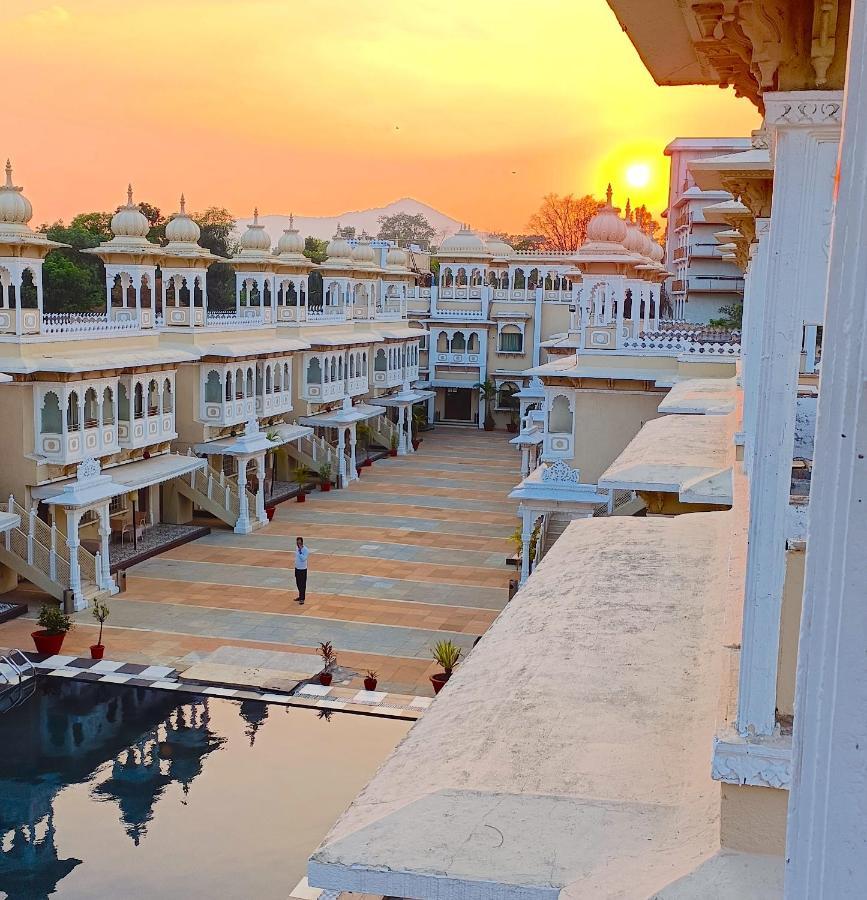 Hotel Gautam لونافالا المظهر الخارجي الصورة