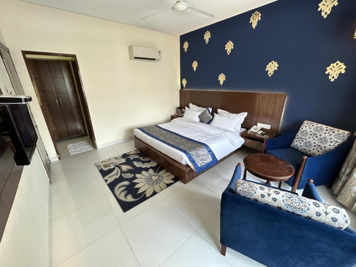 Hotel Gautam لونافالا المظهر الخارجي الصورة